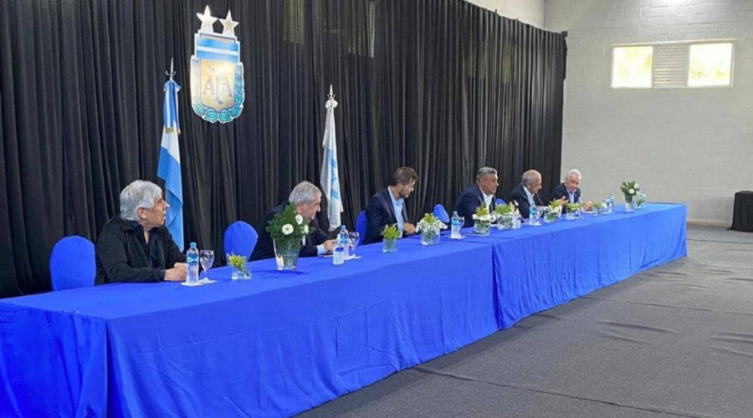 Ya se discute la Liga Profesional