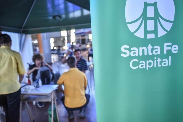 Relevan a 500 pasajeros que volvieron de viaje del exterior