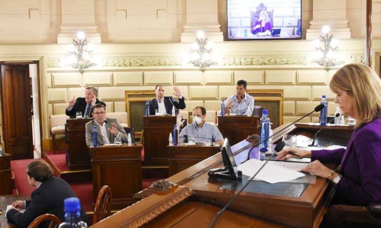 “Apoyamos la necesidad de tomar crédito porque es una herramienta vital
