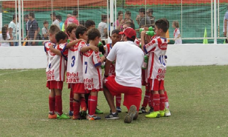 El fútbol amateur de Tatengue le dedicó un video emotivo a sus jugadores