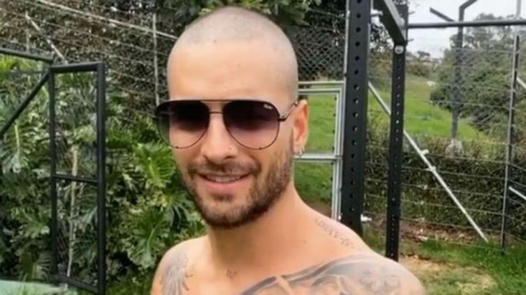 Maluma publicó su número de teléfono y la red explotó