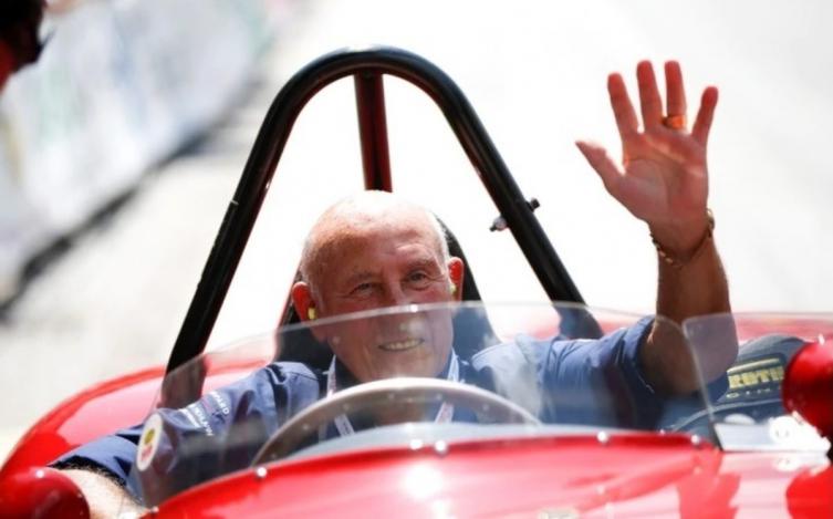 Falleció Stirling Moss, histórico rival de Fangio en la F1