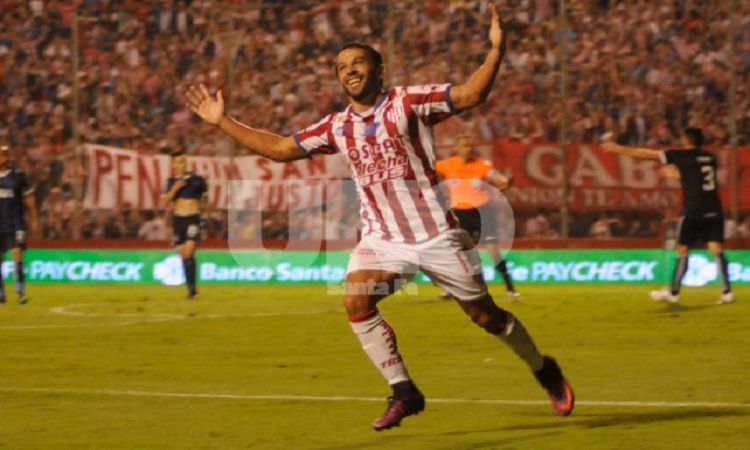 Un exUnión, es récord por ser el mejor asistente desde la creación de la Superliga
