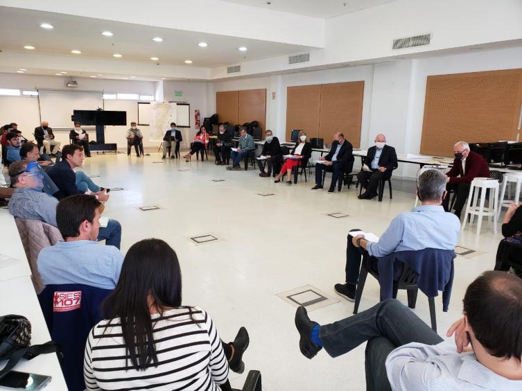 Lifschitz propuso conformar un Comité de Crisis Económico y Social