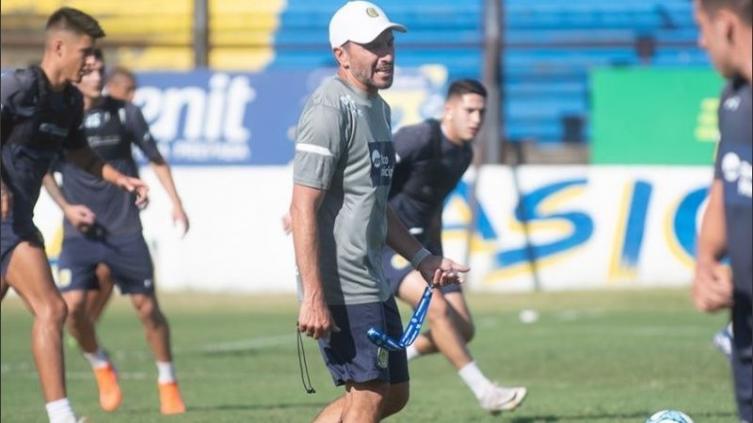 El profe de Rosario Central intenta 