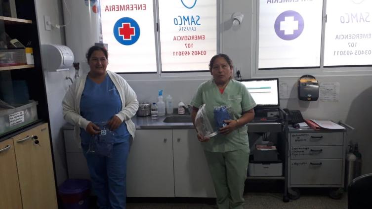 El Colegio de Enfermeros reparte pantallas faciales a centros de salud