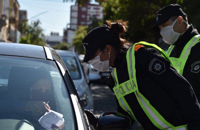 39 detenidos en las últimas horas por violar el aislamiento