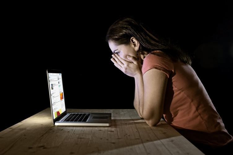Ciberbullying: cuáles son las señales y cómo combatirlo desde casa