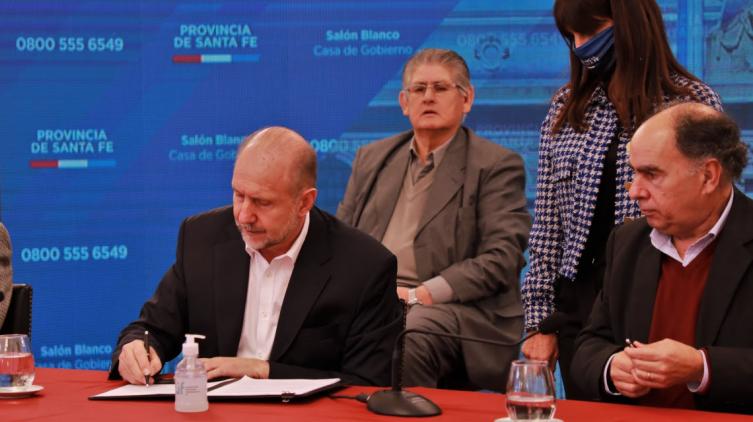 La provincia firmó un convenio con el Inaes