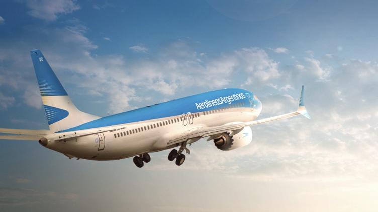 Aerolíneas Argentinas anunció 15 vuelos a China para traer insumos sanitarios