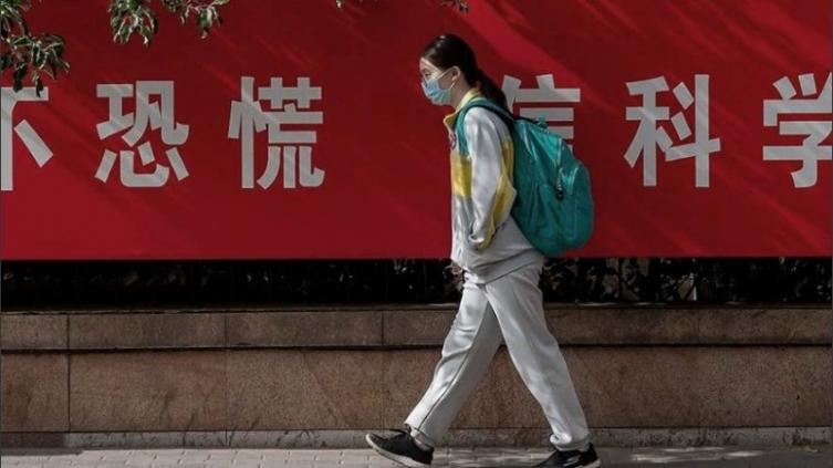 Covid-19: Beijing bajó el nivel de emergencia por la pandemia