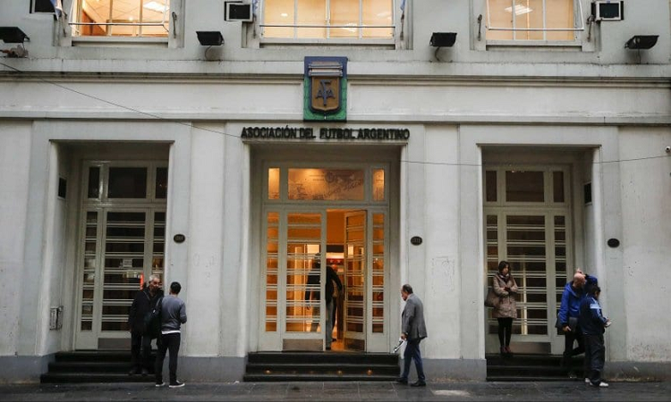 La postura de la AFA: todos o ninguno
