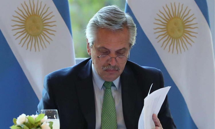 El Gobierno y una mesa de diálogo para meterse de lleno en el fútbol