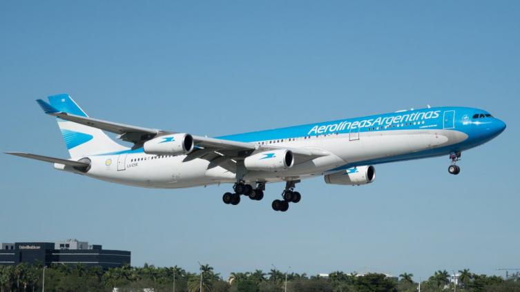 Aerolíneas anunció vuelos a Chile y Paraguay para repatriar