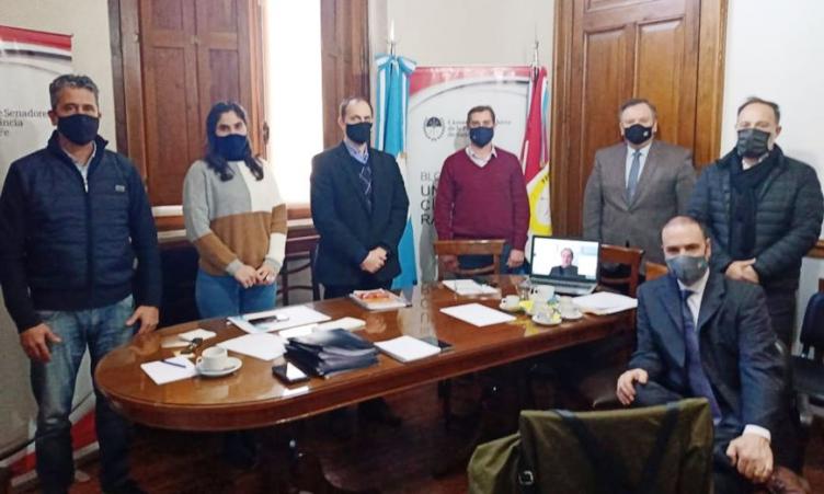 El Bloque de Senadores de la UCR recibió al Ministro Danilo Capitani