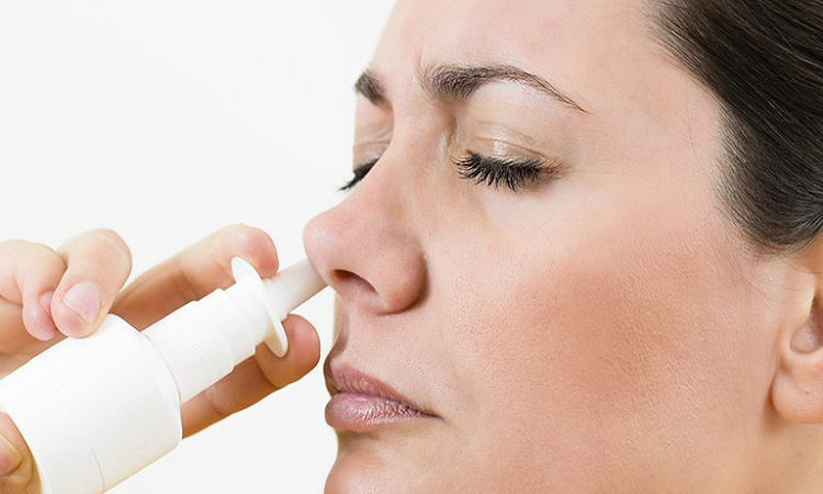 COVID-19: Ya prueban en el país la eficacia de un spray nasal para evitar contagios