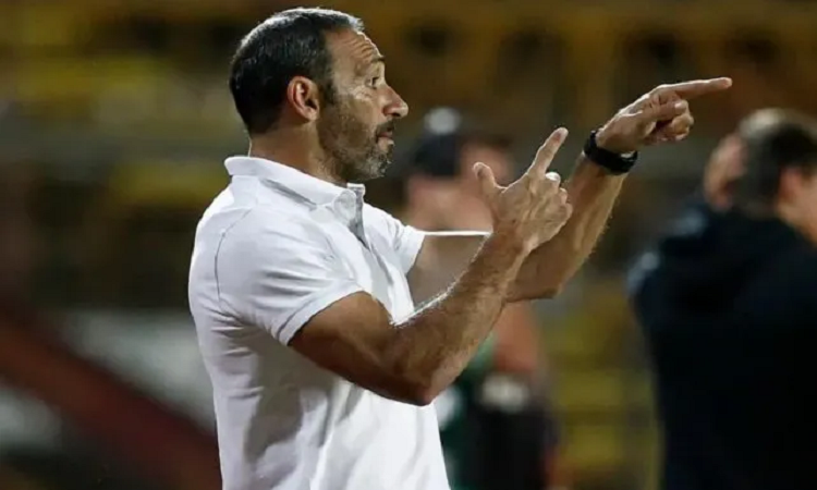 Juan Azconzábal todavía no viena a Santa Fe