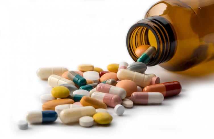 La ANMAT prohíbe uso y comercialización de falso medicamento contra el coronavirus