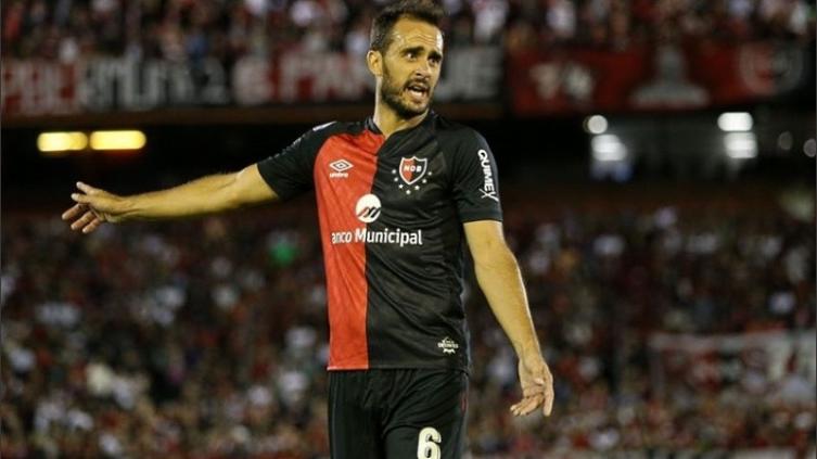La novela Gentiletti dividió la aguas entre los directivos de Newell's