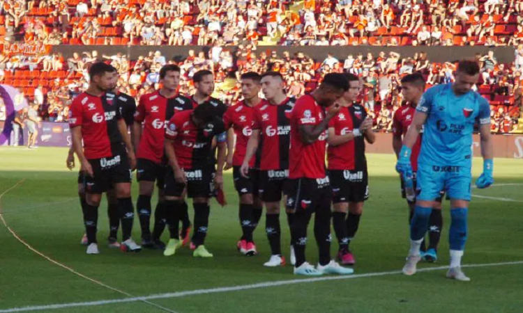 Jugadores de Colón intimaron al club con cartas documento