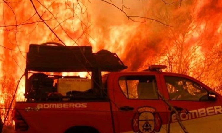 Mecánicos del Súper TC2000 en los incendios de Córdoba