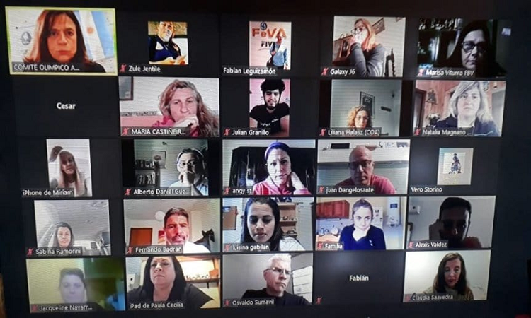 La FeVA se reunió con el colectivo de jugadoras para avanzar en sus reclamos