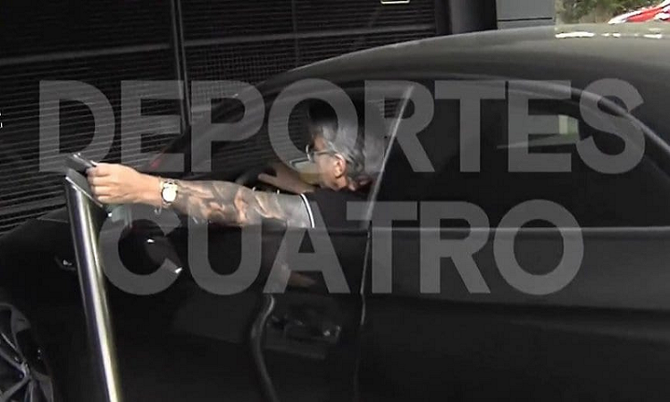 Jorge Messi abrió la puerta para que Leo siga en Barcelona