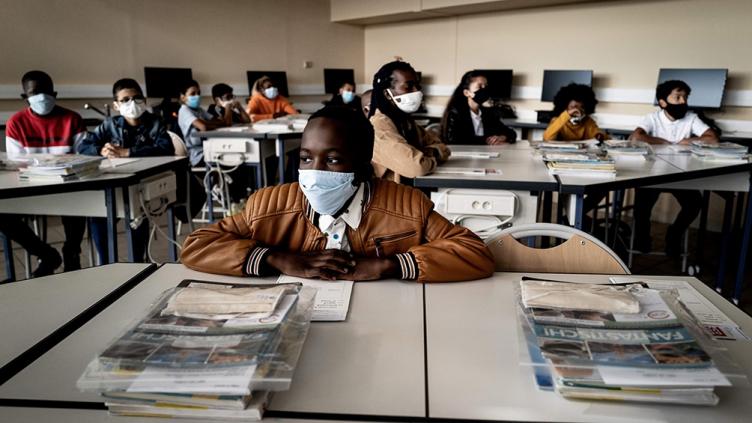 Tras detectar contagios, Francia cierra 22 de las escuelas reabiertas