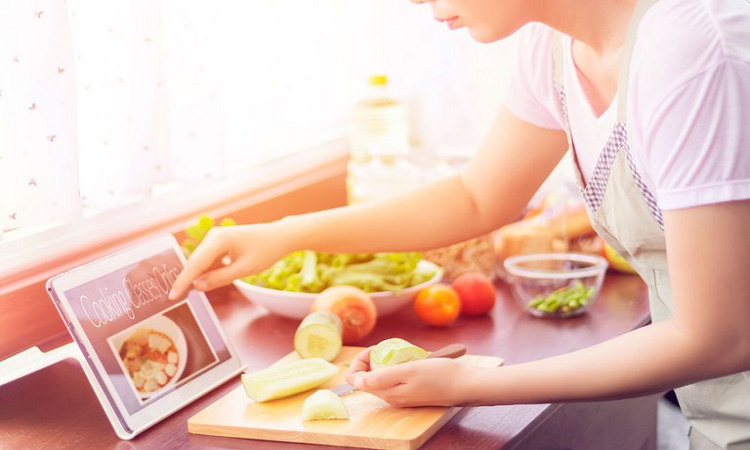 6 de cada 10 argentinos deciden sus compras por recomendación de un influencer