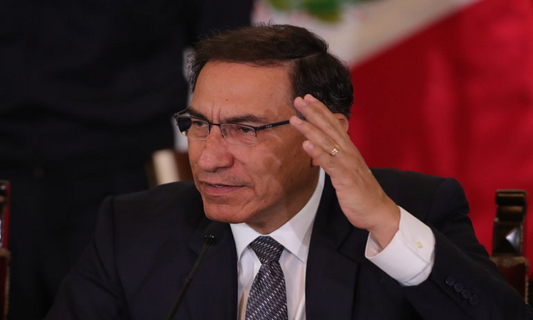 El Congreso de Perú aprobó la moción de censura contra el presidente Martín Vizcarra