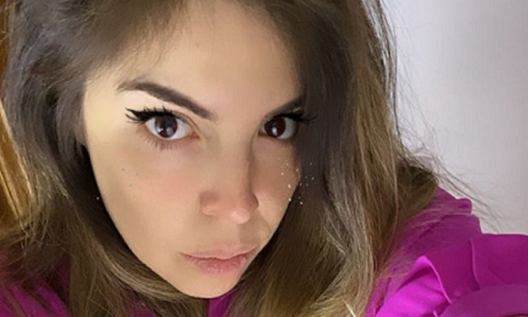 Dalma Maradona le responde a quienes la critican por no mostrar la cara de su hija Roma