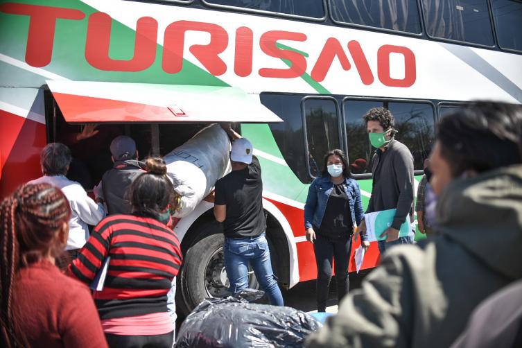 La Municipalidad ayudó a regresar a Chaco a integrantes de la comunidad Qom