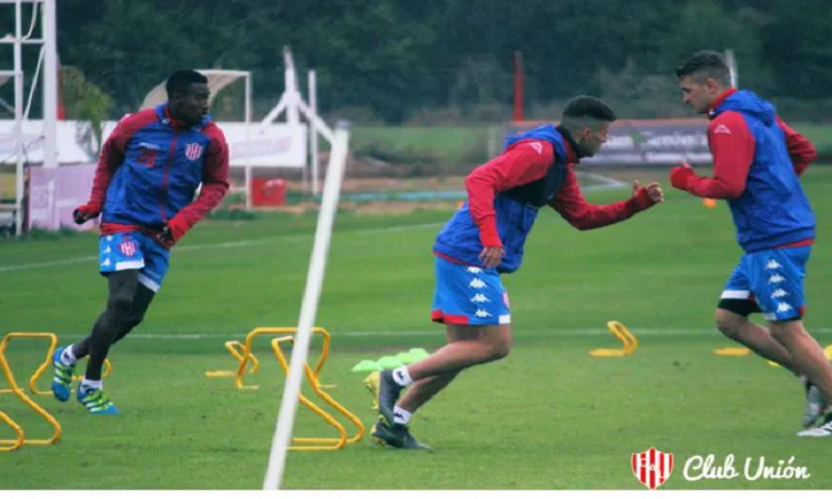 Unión sufrirá tres bajas para  visitar a Newell's en el amistoso