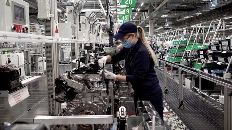 Se prorrogó por 60 días la prohibición de despedir trabajadores 
