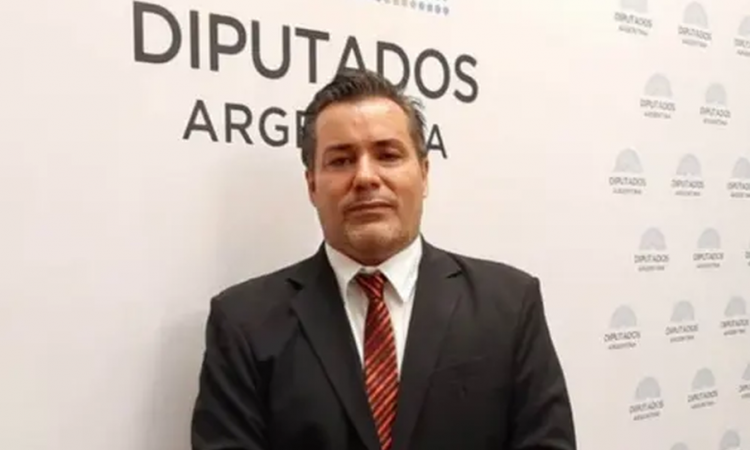 Tras el escándalo, el diputado nacional Ameri renunció a su banca