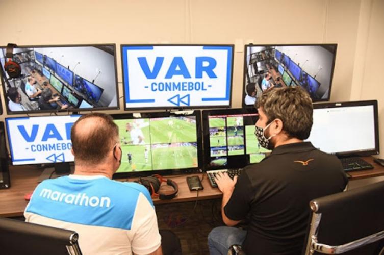 Copa Libertadores: la Conmebol destaca el debut del VAR remoto