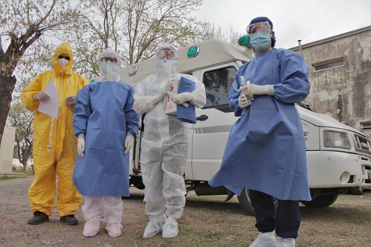 El hospital Protomédico funciona como centro de hisopado