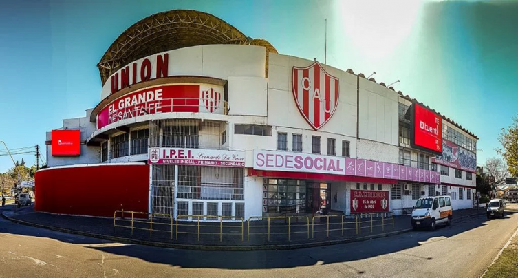 Unión está entre los clubes con menor deuda