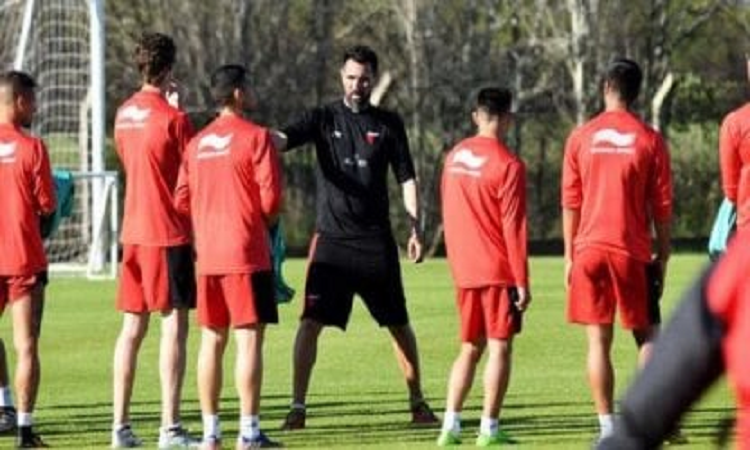 Así paró Domínguez en la última práctica a Colón