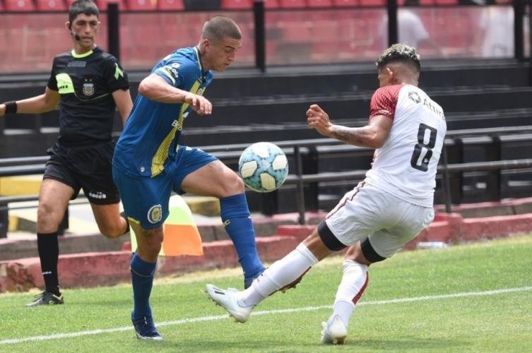 Colón goleó a Rosario Central