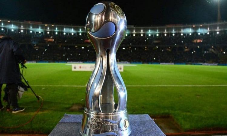 La Copa Argentina avanza hacia el regreso: así se jugaría