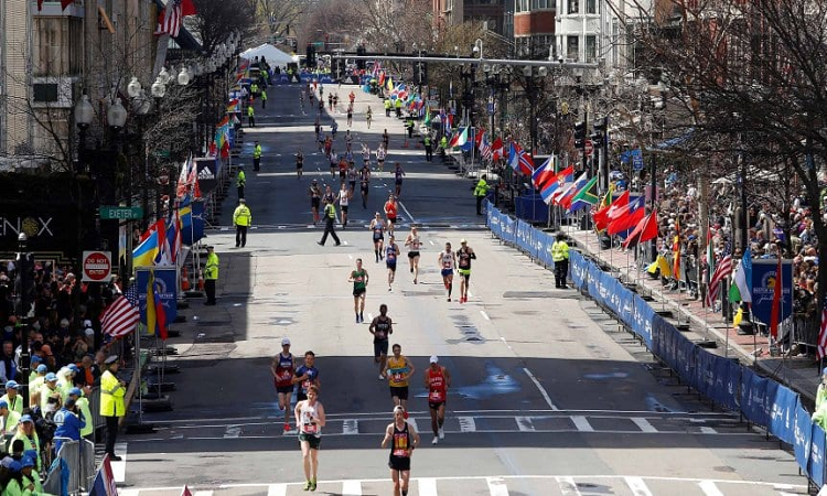 El Maratón de Boston se pospone históricamente