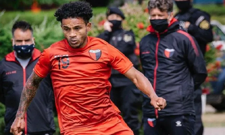 Colón: viajan 22 convocados para enfrentar a Defensa y Justicia