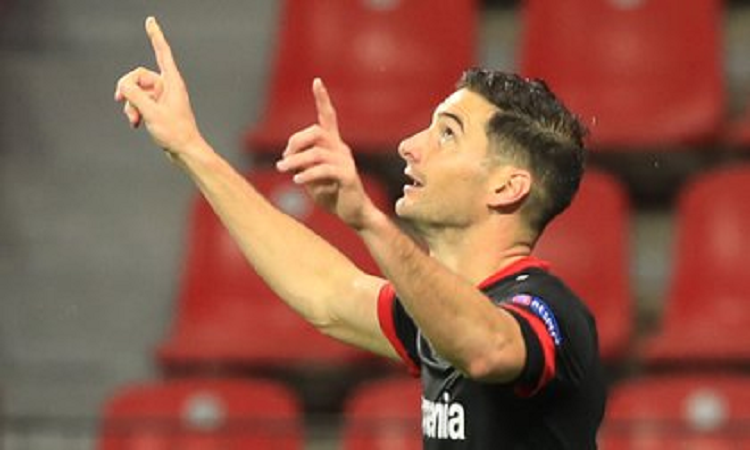 Alario con un doblete en Alemania llega muy bien para las Eliminatorias con la Selección