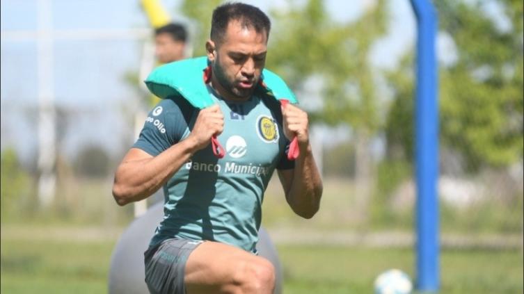 Kily González piensa en River