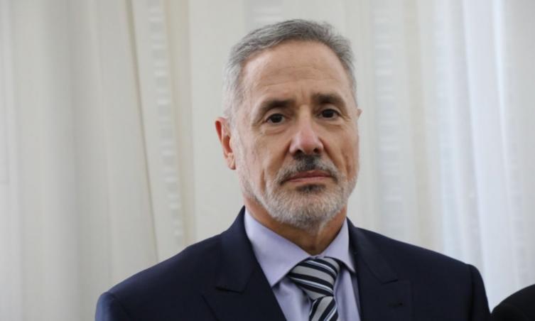 “O demuestran que están a la altura o se van a quedar sin fútbol”