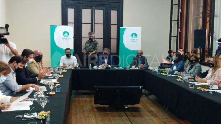 Emilio Jatón presentó el Presupuesto 2021