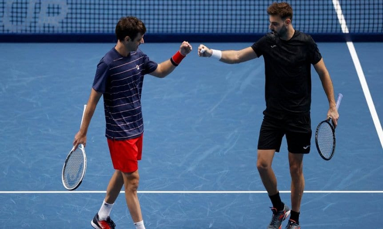Victoria para Zeballos en el dobles del Masters de Londres