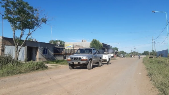 Se intensifica la fumigación en los barrios para prevenir el dengue