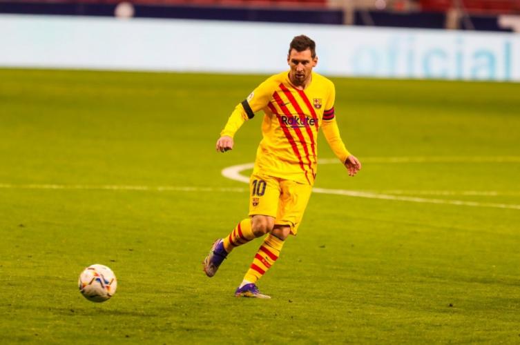 Messi llegó a los 800 partidos en el Barcelona